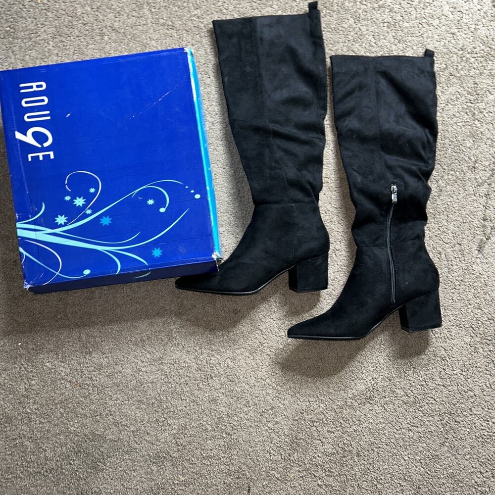 Women’s Size 8.5 Rouge Black Suede Boots - Heeled Boots Knee High With Box